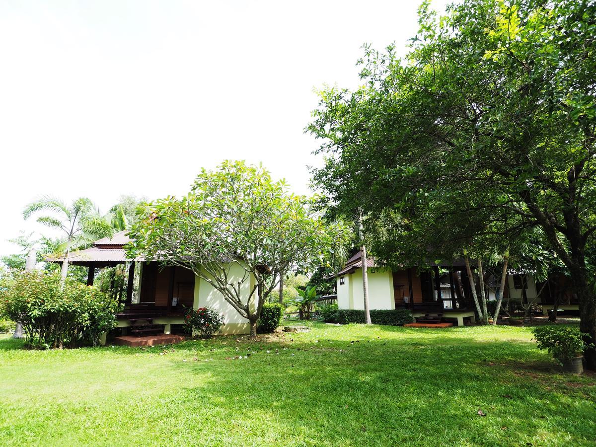 Baan Pun Sook Resort Chao Lao Beach Exteriör bild